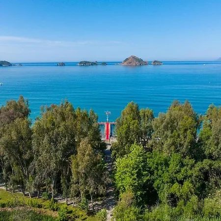 ホテル Lykia Botanika Fun & Club