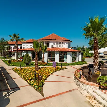 ホテル Lykia Botanika Fun & Club フェティエ