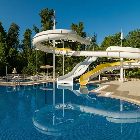 Lykia Botanika Fun & Club ホテル