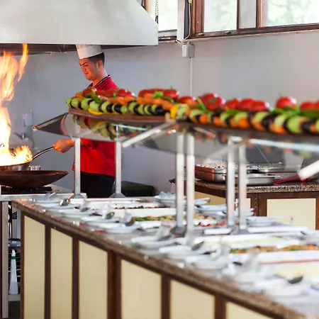 Lykia Botanika Fun & Club ホテル