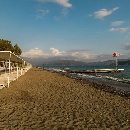 ホテル Lykia Botanika Fun & Club 4*