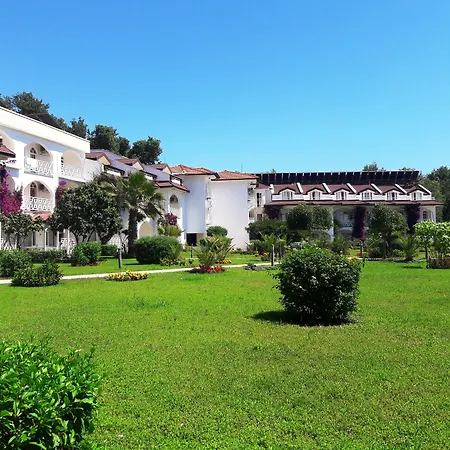 Lykia Botanika Fun & Club フェティエ