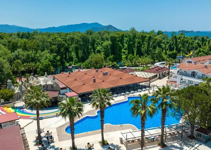 Ξενοδοχείο Lykia Botanika Fun & Club 4*