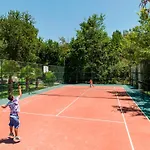Ξενοδοχείο Lykia Botanika Fun & Club 4*