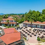 Ξενοδοχείο Lykia Botanika Fun & Club 4*