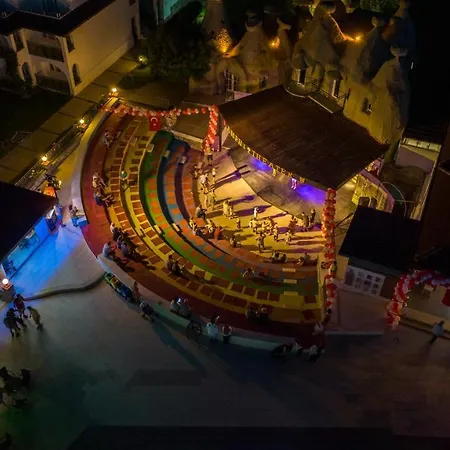 Lykia Botanika Fun&club - 4*