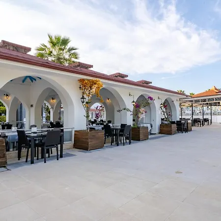 Lykia Botanika Fun&club - Hotel