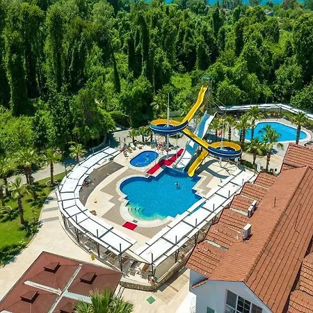 Hotel Lykia Botanika Fun&club - 4*