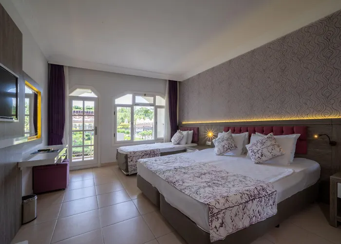 Hotel Lykia Botanika Fun & Club 4*